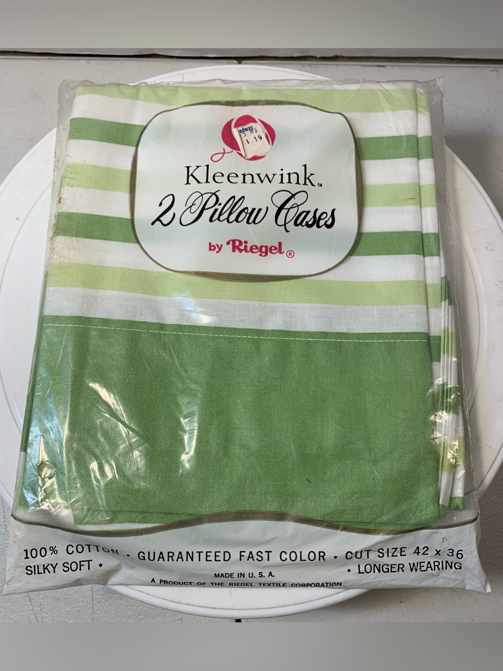 Kleenwink Pair of Standard Green Stripes Pillow Cases.                     3936K